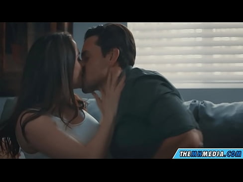 ❤️ Sexo romântico com uma boa mãe mocinha ☑ Porno em nós
