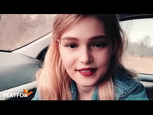 ❤️ Garota sexy chupa alegremente no cartão de desconto ☑ Porno em nós